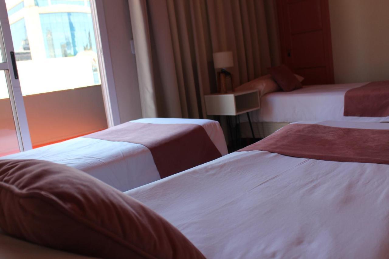 פוסאדאס City Hotel מראה חיצוני תמונה